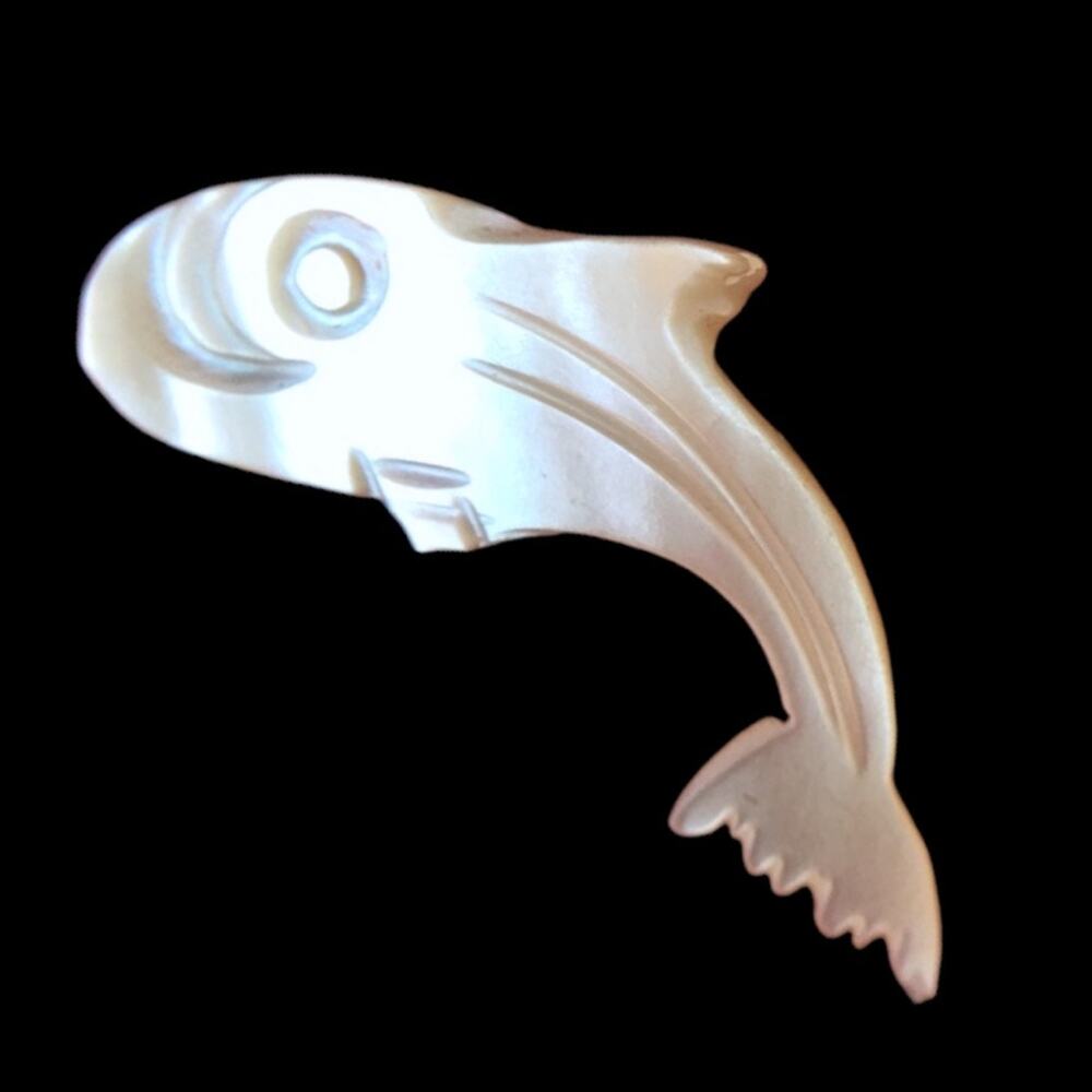 Carved mother of pearl whale pin / brooch